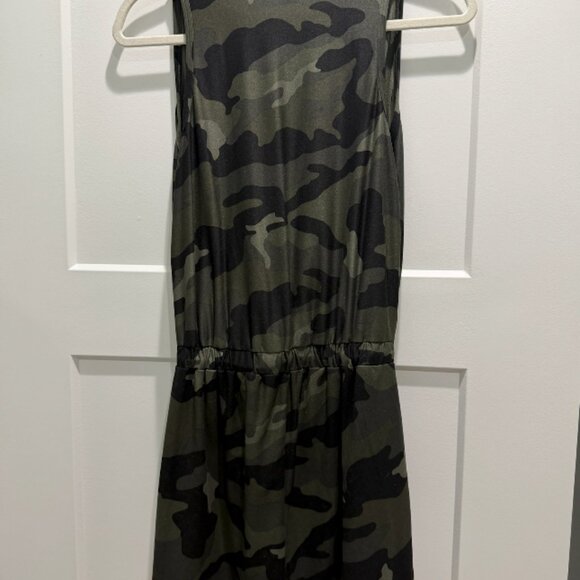 Old Navy Active Romper Bundle Blue Gray & Camo Breathe On Size Small - Picture 11 of 11